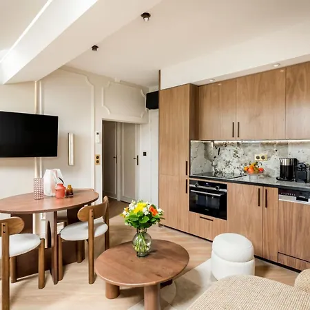Apartment Merveil - Luxury - Champs Elysees - St Cyr I *