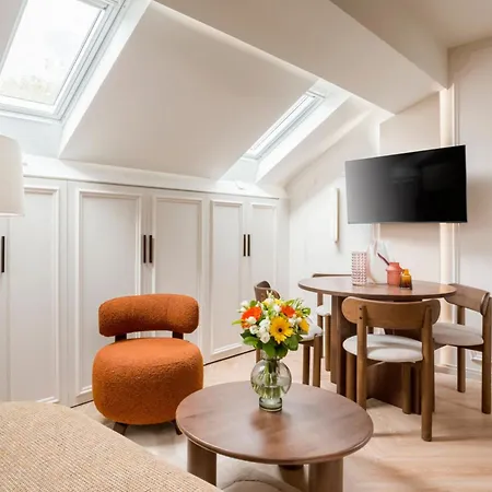Merveil - Luxury - Champs Elysees - St Cyr I *